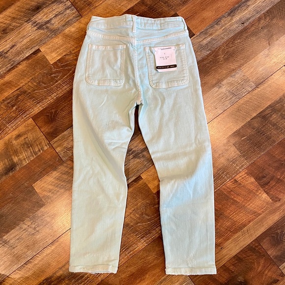 ANTHROPOLOGIE Pilcro High Rise Slim Jeans - Picture 5 of 9